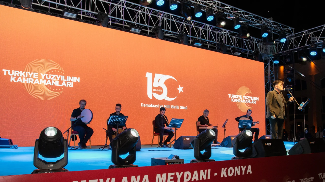Rektör Aksoy, 15 Temmuz Demokrasi ve Milli Birlik Günü etkinliklerine katıldı